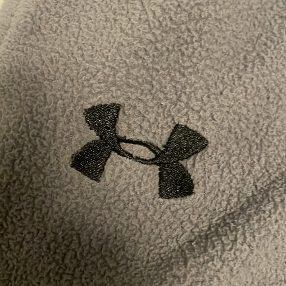 Under Armour - Picture 2 of 6